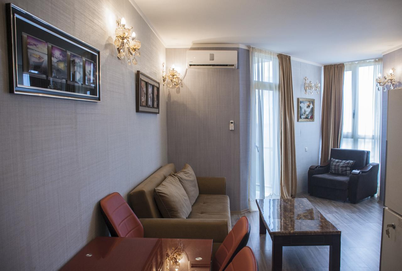 Orbi Plaza Apartment *